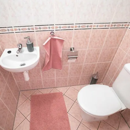 Spacious In The Old Town Of Apartmán *