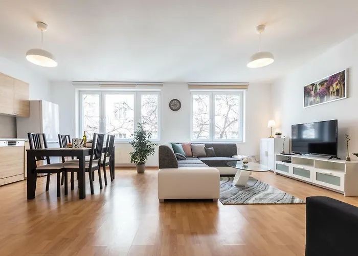דירה Spacious In The Old Town Of *
