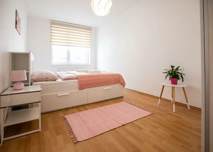 Apartamento Spacious In The Old Town Of *