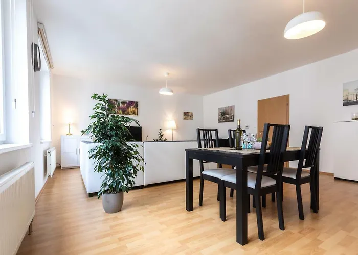 Spacious In The Old Town Of Apartament Bratysława